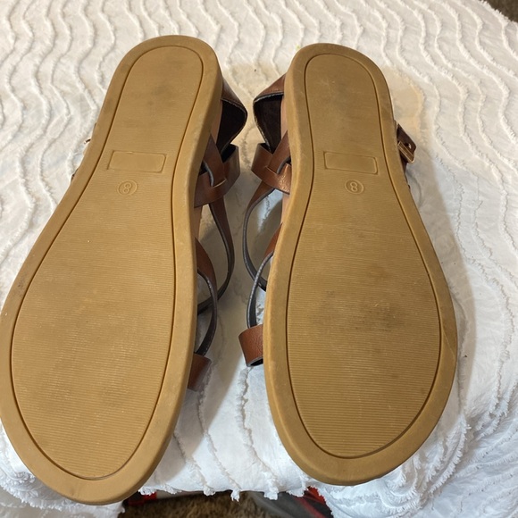 NWOT journee Collection size 8 Brown Sandals - Picture 5 of 5